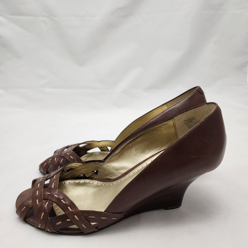 Naturalizer Kingsley Wedge with 3.25" heel Women's Size 10.5